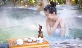 温泉吃瓜事件视频,一场意外引发的全民热议