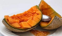 哈密瓜可以炒着吃吗,炒制美味佳肴，尽享瓜香四溢