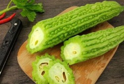 座山雕吃瓜,一场别开生面的山林美食之旅