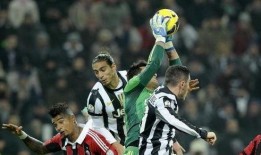 荷兰塞尔维亚足球比分,足球比分揭晓！”