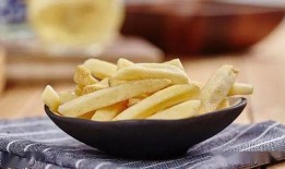 娱乐吃瓜模板,明星恋情曝光，幕后真相竟如此惊人！