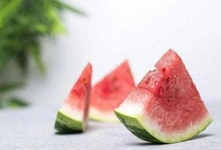 孕妇梦到摘瓜回家吃瓜,摘瓜回家吃瓜的寓意与启示