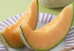 两岁半常吃哈密瓜好吗