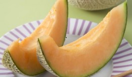 两岁半常吃哈密瓜好吗