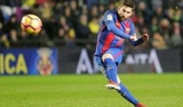 直播足球巴萨对热刺比分,比分揭晓！”