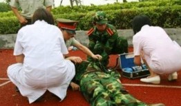 吃瓜不打烊军训跳舞,军训中的欢乐舞蹈时光