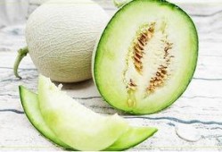 吃瓜能不能晚上吃,吃瓜的最佳时间，晚上真的能吃吗？