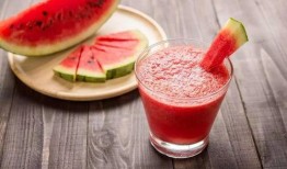 吃瓜超大西瓜,揭秘超大西瓜的吃瓜传奇