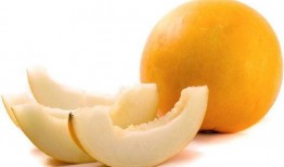 为啥吃蜜瓜嘴巴涩,揭秘为何吃蜜瓜嘴巴会涩