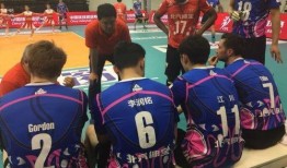 八一篮球胜北京足球比分,比分揭晓！”