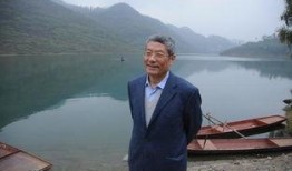 吃瓜阅读理解梁衡,梁衡笔下吃瓜者的智慧与人生感悟