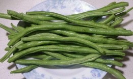 梦到吃瓜吃豆角啥意思,吃瓜吃豆角的寓意与象征