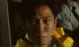 穿越民国吃瓜看戏三三,穿越时空的吃瓜看戏之旅